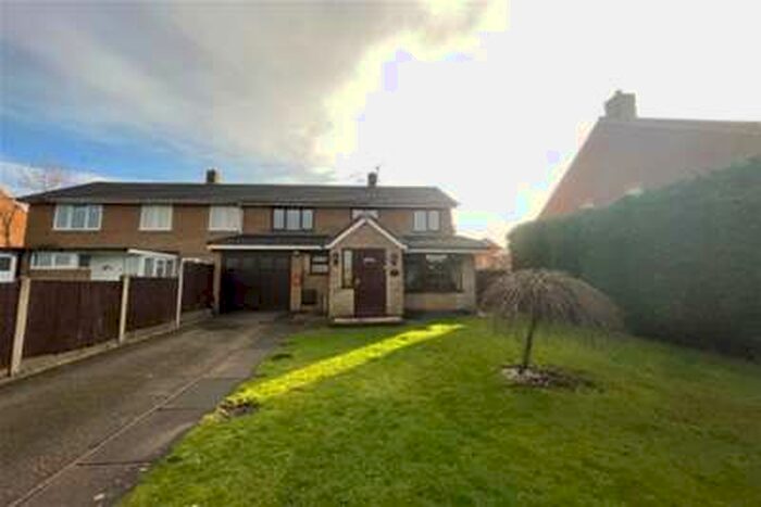 3 Bedroom House To Rent In Dual Way, Cannock, WS12