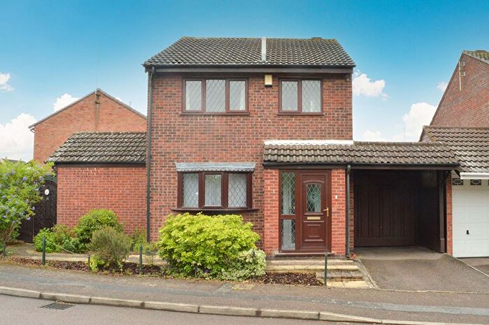 3 Bedroom Link Detached House For Sale In Birkenshaw Road, Off Groby Road, Leicester, LE3