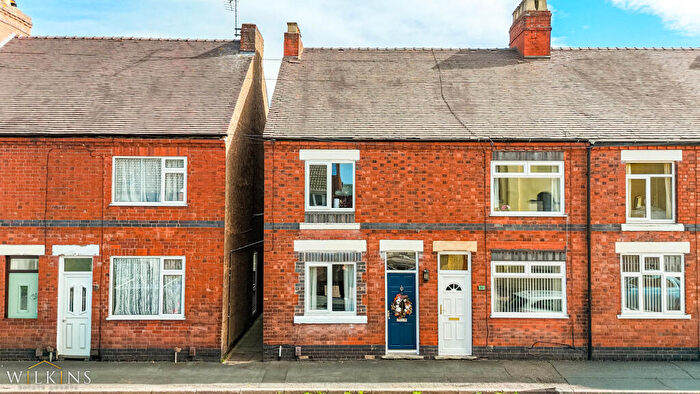 3 Bedroom End Of Terrace House For Sale In Neville Street, Glascote, Tamworth, Staffordshire, B77