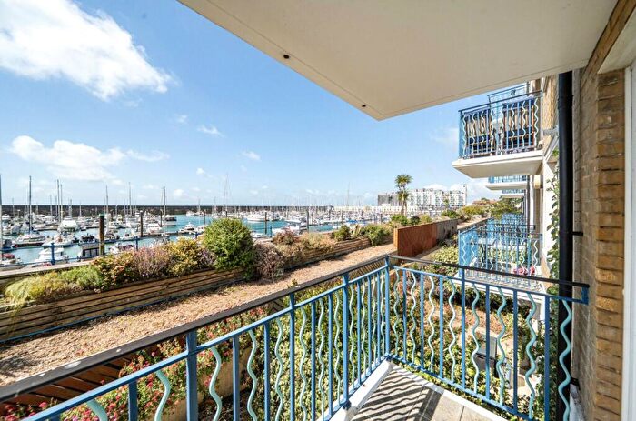 3 Bedroom Flat To Rent In Collingwood Court, The Strand, Brighton Marina Village, Brighton, BN2