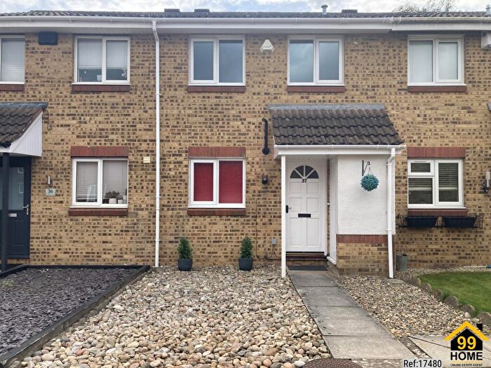 3 Bedroom Terraced House For Sale In Bickford Close, Bristol, Barrs Court, United Kingdom, BS30