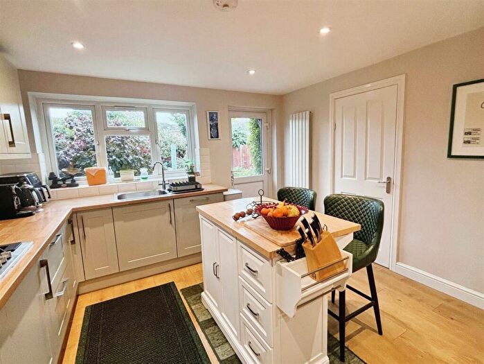 3 Bedroom Terraced House For Sale In Wasperton Lane, Barford, CV35