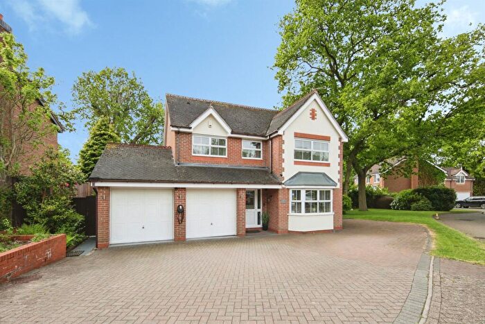 4 Bedroom Detached House For Sale In Heath Green Way, Westwood Heath, CV4