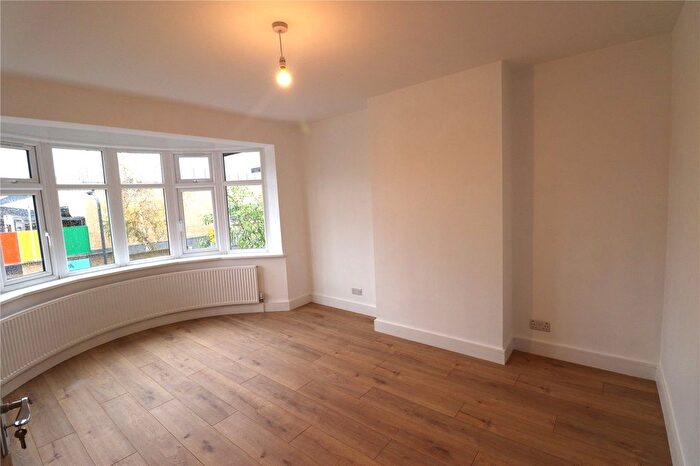 1 Bedroom Property To Rent In Room, Grove Park, London, NW9