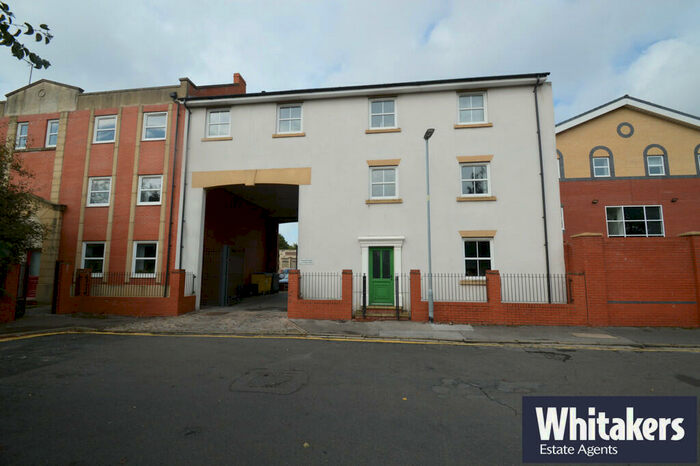 2 Bedroom Flat To Rent In Francis Court, Hull, HU2