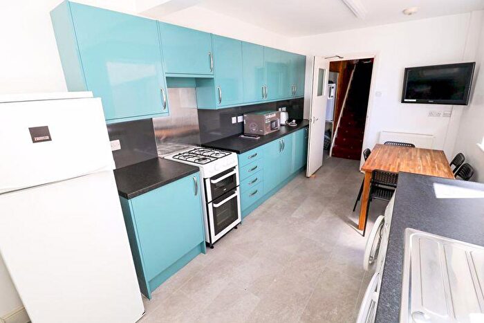 5 Bedroom Terraced House To Rent In Ewhurst Road, Brighton, BN2