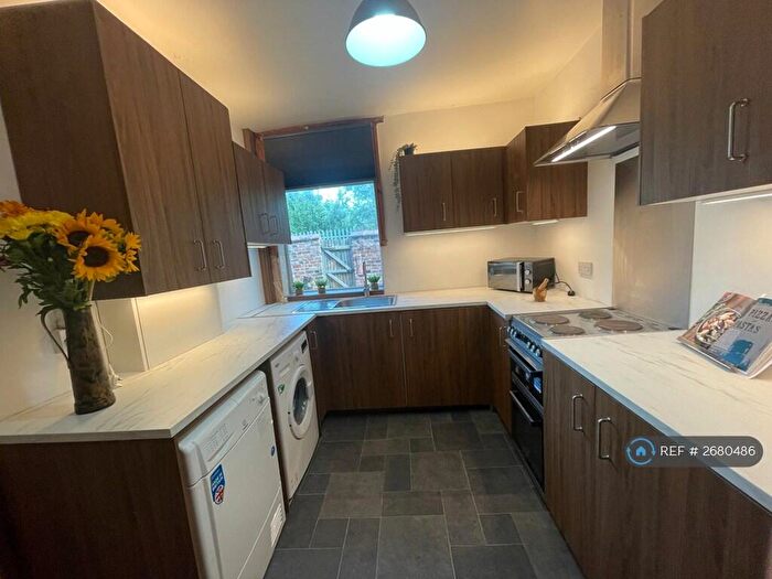 4 Bedroom Terraced House To Rent In Whitby Road, Manchester, M14