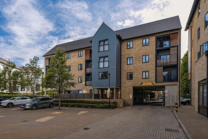 2 Bedroom Flat For Sale In Bexley High Street, Bexley, DA5