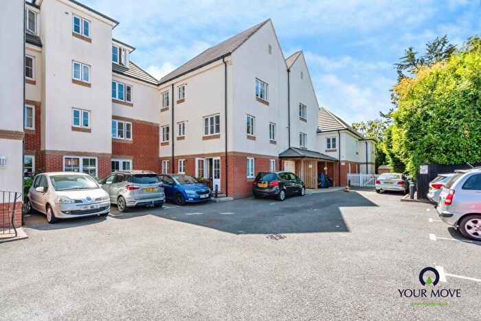 2 Bedroom Flat For Sale In Upper Bognor Road, Bognor Regis, West Sussex, PO21
