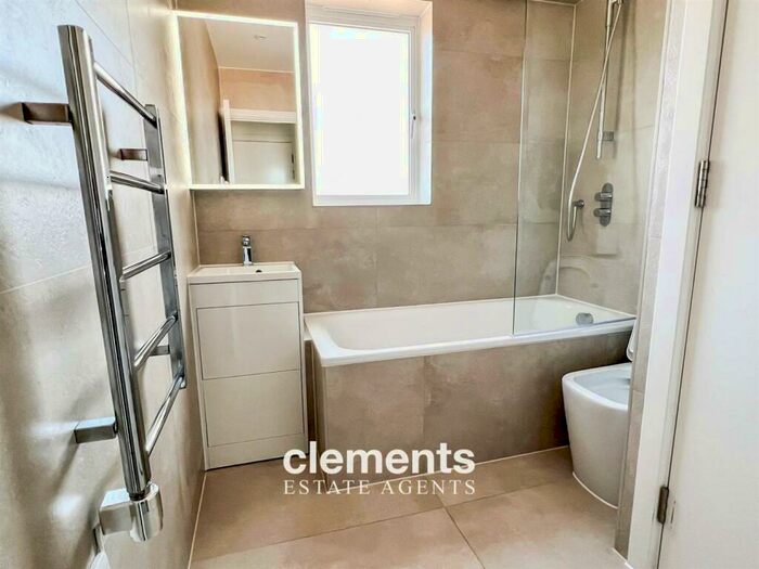 1 Bedroom Apartment To Rent In Town Centre, Hemel Hempstead, HP1