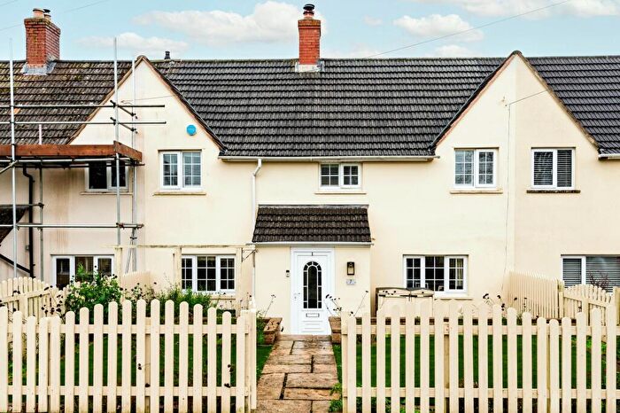 3 Bedroom Terraced House For Sale In Mays Crescent, Northleach, GL54