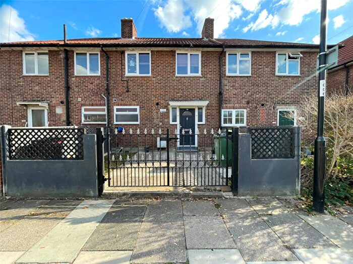 3 Bedroom Terraced House To Rent In Sandpit Road, Bromley, BR1