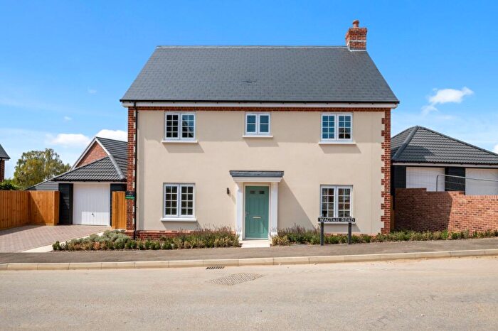 4 Bedroom Detached House For Sale In Loddon Rise, Beccles Road, Loddon, Norwich, NR14