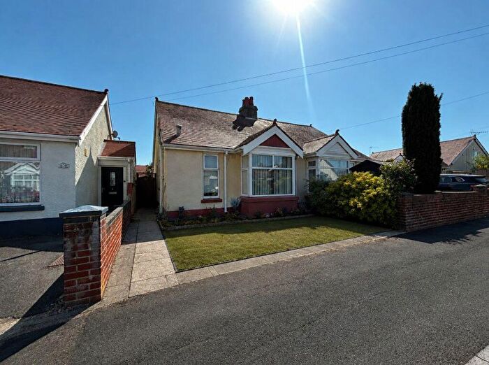 2 Bedroom Bungalow To Rent In Northcroft Road, Gosport, PO12