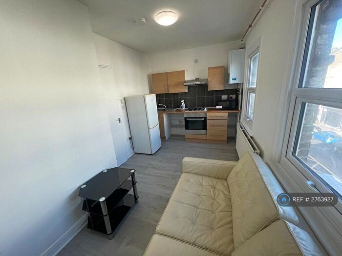 1 Bedroom Flat To Rent In Hornsey Rd, London, N7