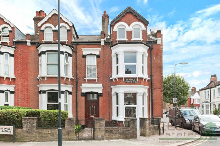 2 Bedroom Flat To Rent In St Paul's Avenue, Willesden Green, NW2