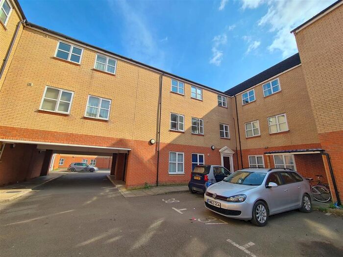 2 Bedroom Flat To Rent In Bentley House, Abbeygate Court, March, PE15