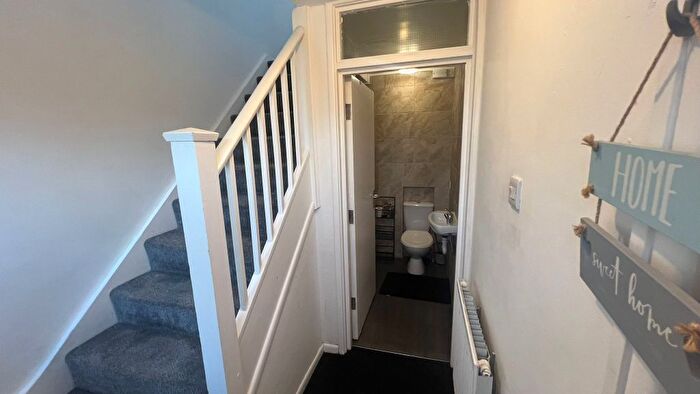 4 Bedroom End Of Terrace House To Rent In Bramwell Street, Sheffield, S3