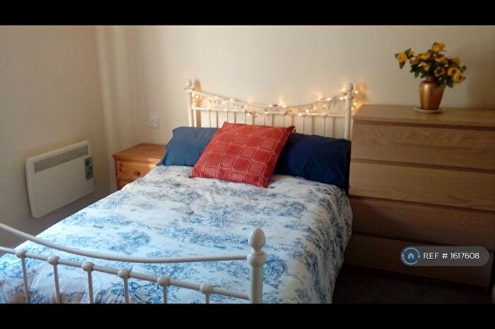 3 Bedroom Flat To Rent In Jellicoe Avenue, Stapleton, Bristol, BS16