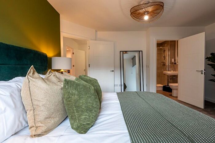 2 Bedroom Flat To Rent In , Sherborne Place, Birmingham, B16