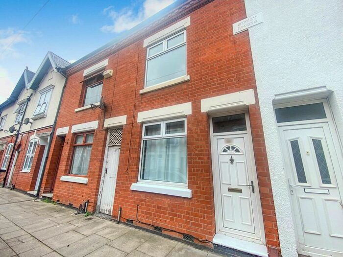 2 Bedroom House To Rent In Bassett Street, Leicester, LE3