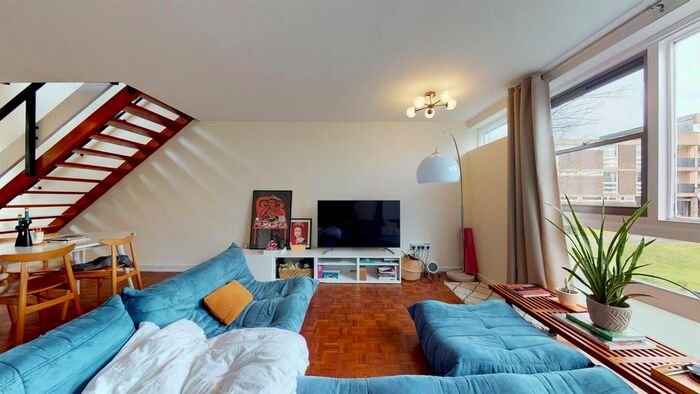 2 Bedroom Maisonette To Rent In South Row, London, SE3