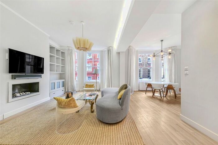 3 Bedroom Flat To Rent In Bryanston Mansions, London, W1H