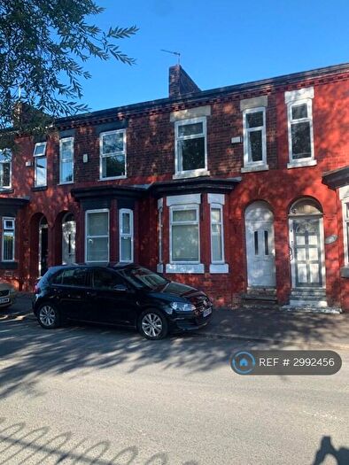 3 Bedroom Terraced House To Rent In Highfield Road, Salford, M6