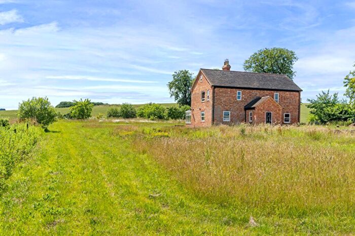 4 Bedroom Country House For Sale In Catworth Farm Lane, Catworth, Huntingdon, Cambridgeshire, PE28