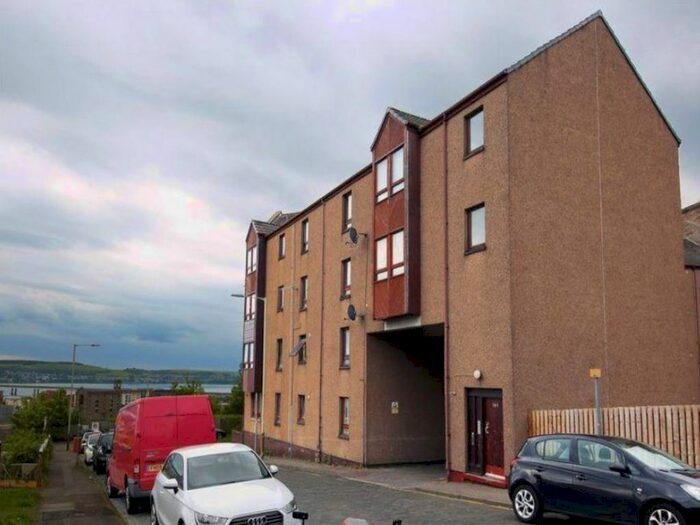 2 Bedroom Flat To Rent In Robertson Street, Dundee, DD4