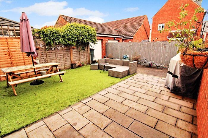 3 Bedroom Semi-Detached House For Sale In Whimbrel Avenue, Portishead, Portishead, BS20