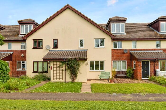 4 Bedroom Town House For Sale In Merchants Walk, Baldock, SG7