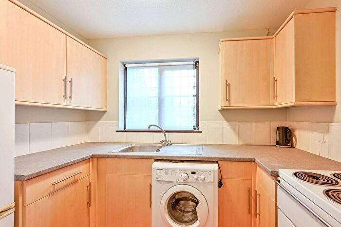 1 Bedroom End Terrace House To Rent In Haygreen Close, Kingston, Kingston Upon Thames, KT2