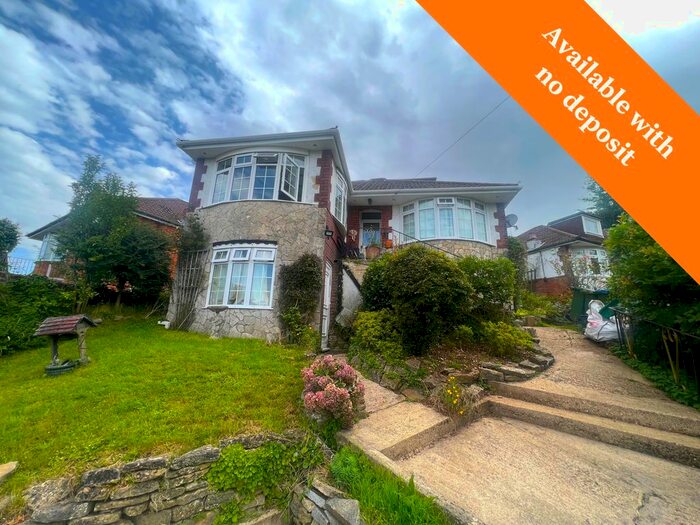 4 Bedroom Detached Bungalow To Rent In Sandringham Road, Southampton, SO18