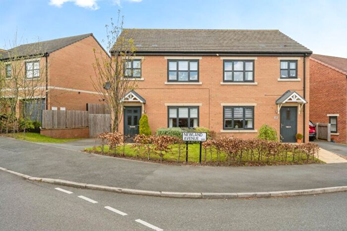 3 Bedroom Semi Detached House For Sale In Newland Avenue, Maltby, Rotherham, S66