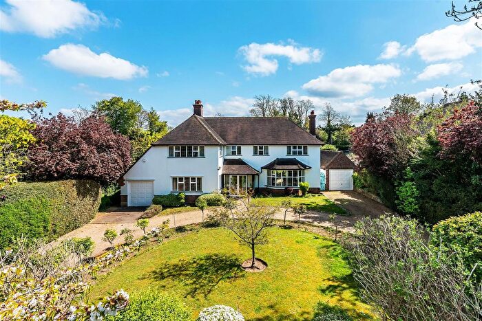 5 Bedroom Detached House For Sale In The Causeway, South Sutton, SM2