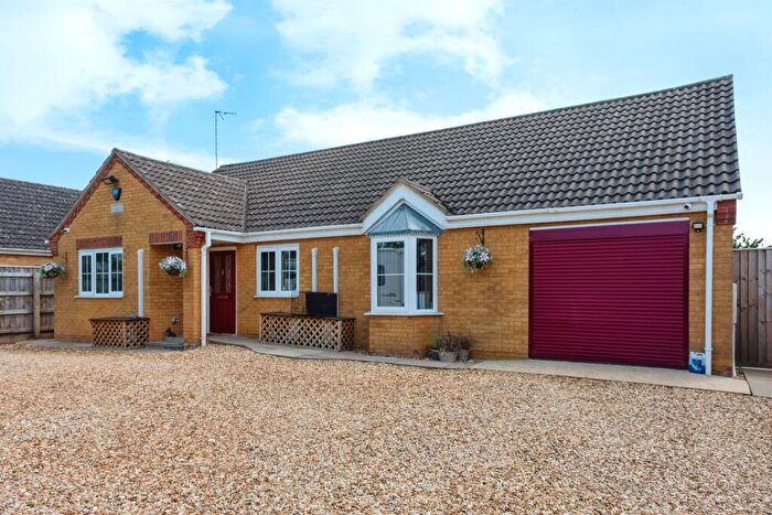 3 Bedroom Detached Bungalow For Sale In Back Road, Murrow, Wisbech, PE13