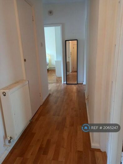 2 Bedroom Flat To Rent In Marquess Road, London, N1