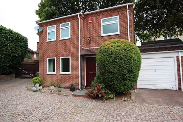 3 Bedroom Detached House For Sale In Pelham Crescent, Nottingham, NG7