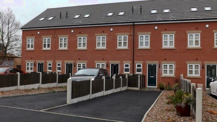 3 Bedroom Town House To Rent In Townley Street, Chorley, Lancashire, PR6