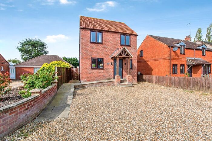 3 Bedroom Detached House For Sale In Mill Road, Walpole Highway, Wisbech, PE14