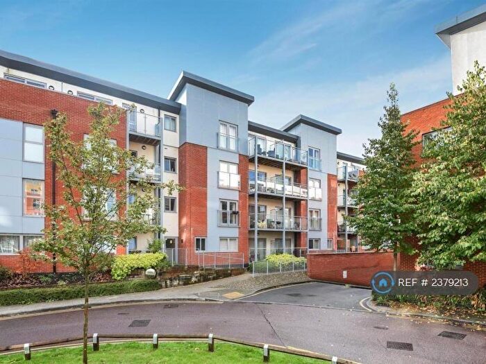2 Bedroom Flat To Rent In Charrington Place, St. Albans, AL1