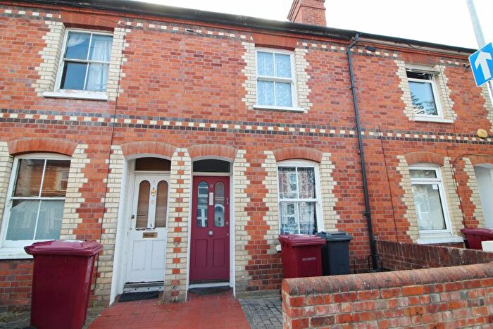 2 Bedroom Terraced House To Rent In Norton Road, Reading, RG1