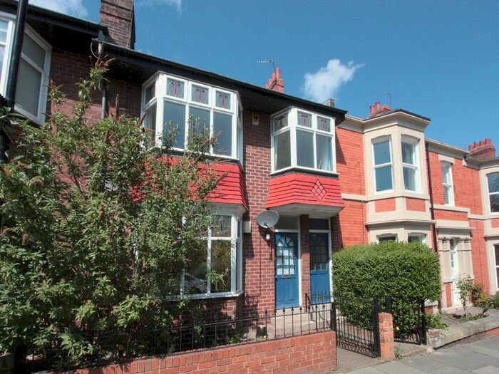2 Bedroom Flat To Rent In Ilford Road, High West Jesmond, Newcastle Upon Tyne NE2