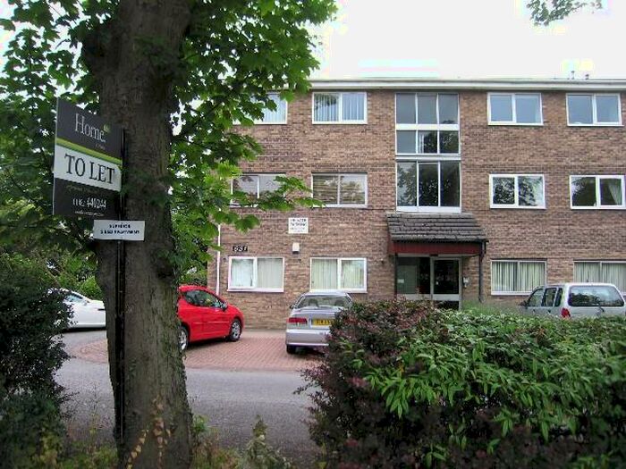 2 Bedroom Flat To Rent In Waters Edge, Beverley High Road, Hull, HU6