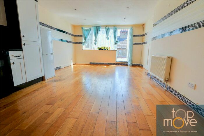 2 Bedroom Flat To Rent In Ledbury Place, Croydon, CR0