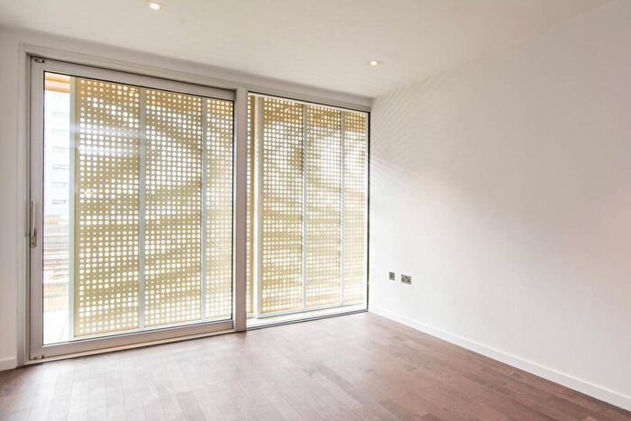 1 Bedroom Flat To Rent In Faraday House, Battersea Power Station, Nine Elms, London, SW11