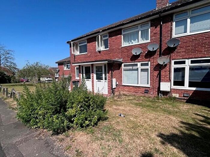 Flat To Rent In Northern Yeovil, BA21