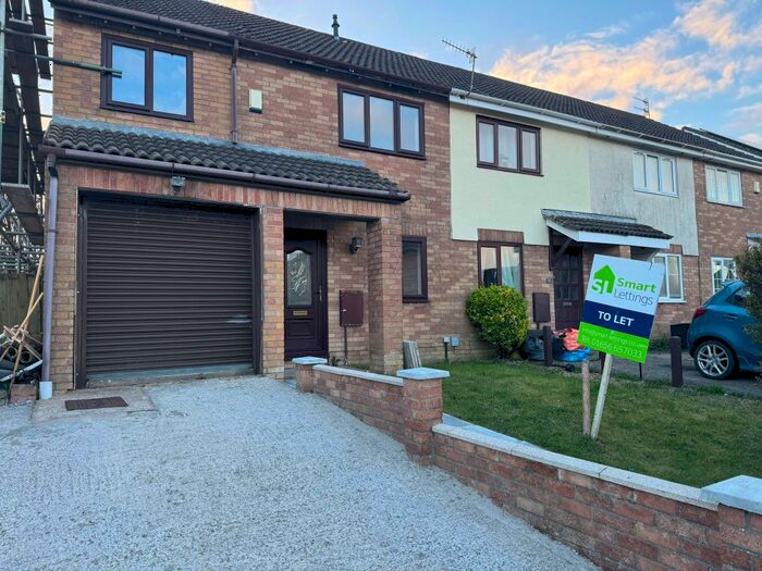 4 Bedroom Terraced House To Rent In Davis Avenue, Bryncethin, Bridgend, CF32