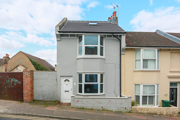 6 Bedroom End Of Terrace House To Rent In Carlyle Street, Brighton, East Sussex, BN2